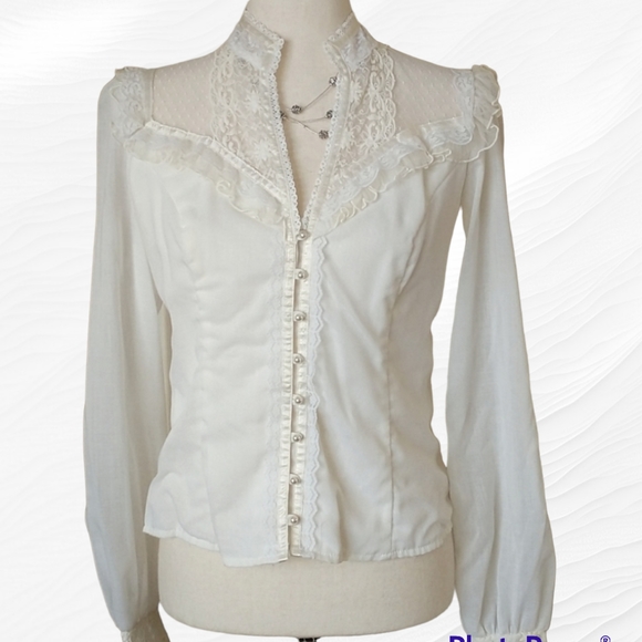 Gunne Sax Tops - Gunne Sax Long sleeve button down blouse ivory cream antique white size S
